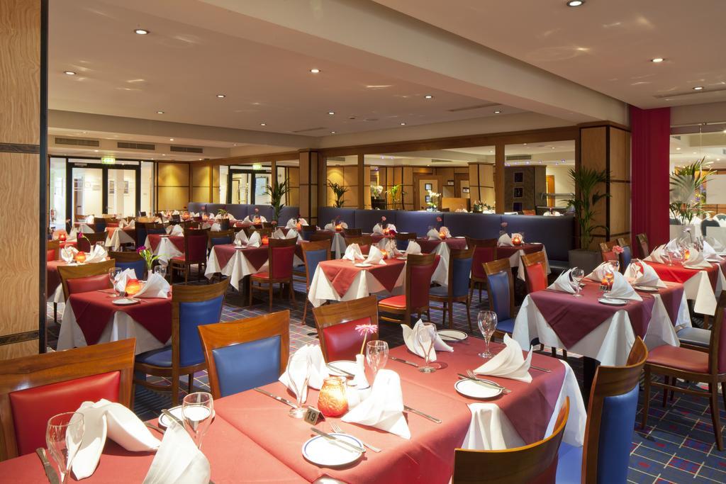 Grange Bracknell Hotel Kültér fotó