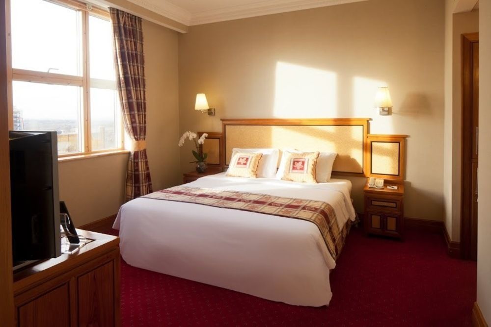 Grange Bracknell Hotel Kültér fotó